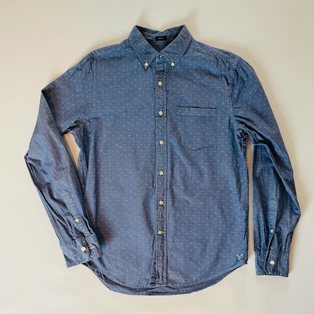 American Eagle Men’s Button Down